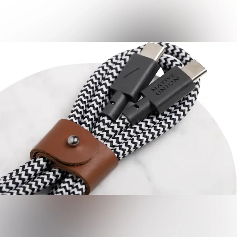Native Union 4 Feet Belt Cable (USB-C to USB-C) - ZEBRA
